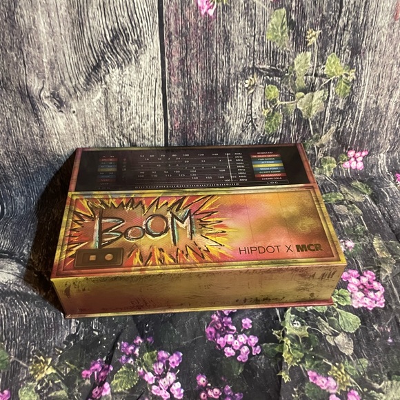 Hipdot x MCR Limited Edition Danger Days Full Set Makeup Box - Picture 11 of 11